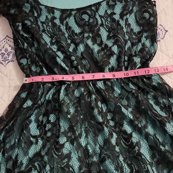 Maurices Empire Cut Dress Sz M - Picture 4 of 6